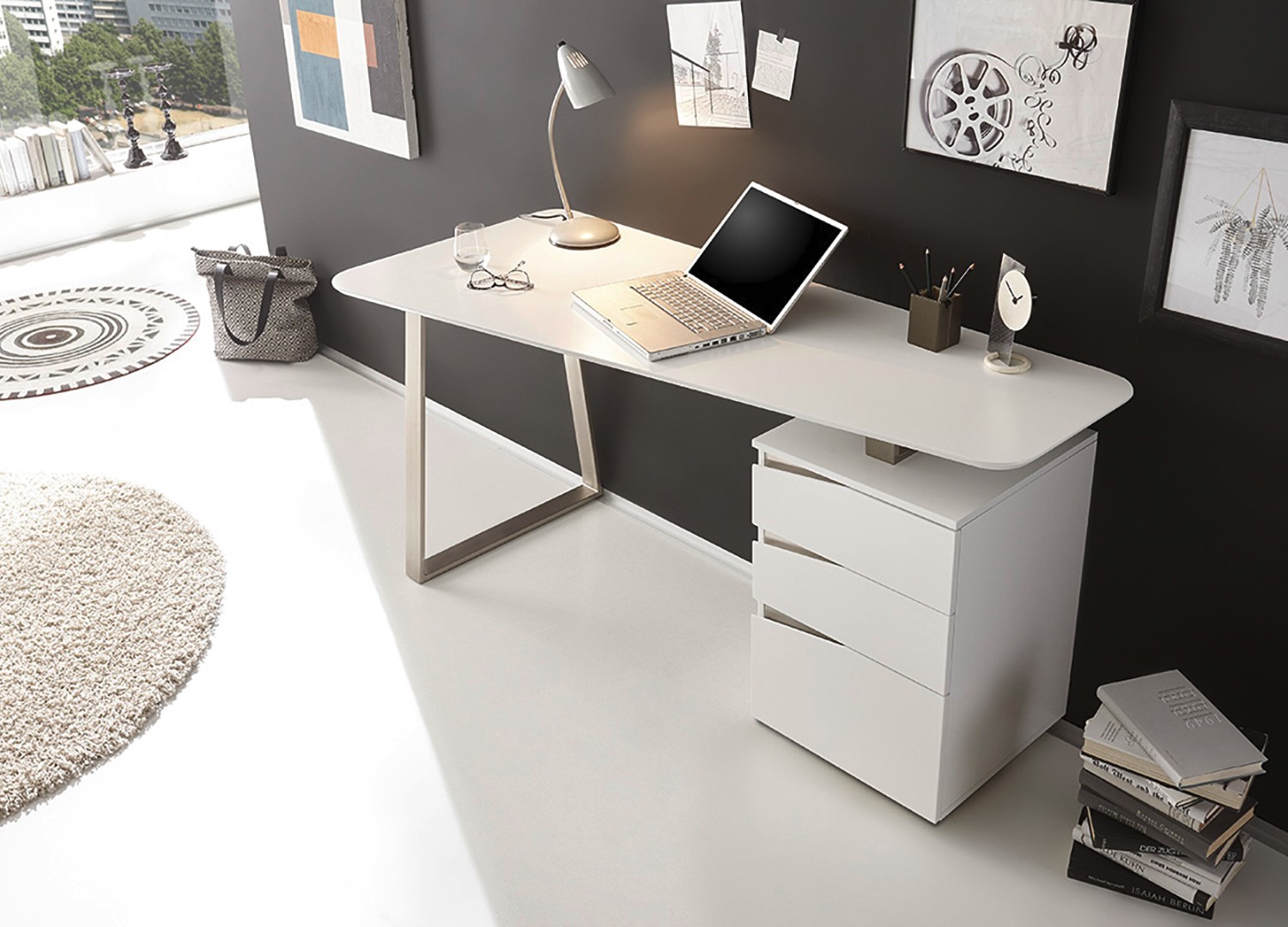 Bureau informatique moderne blanc laqué mat avec tiroir