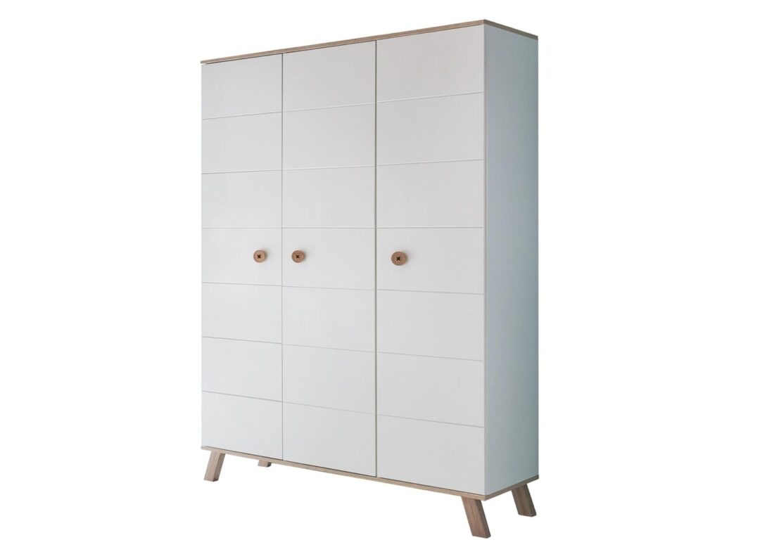 Armoire enfant blanche & déco bouton de veste