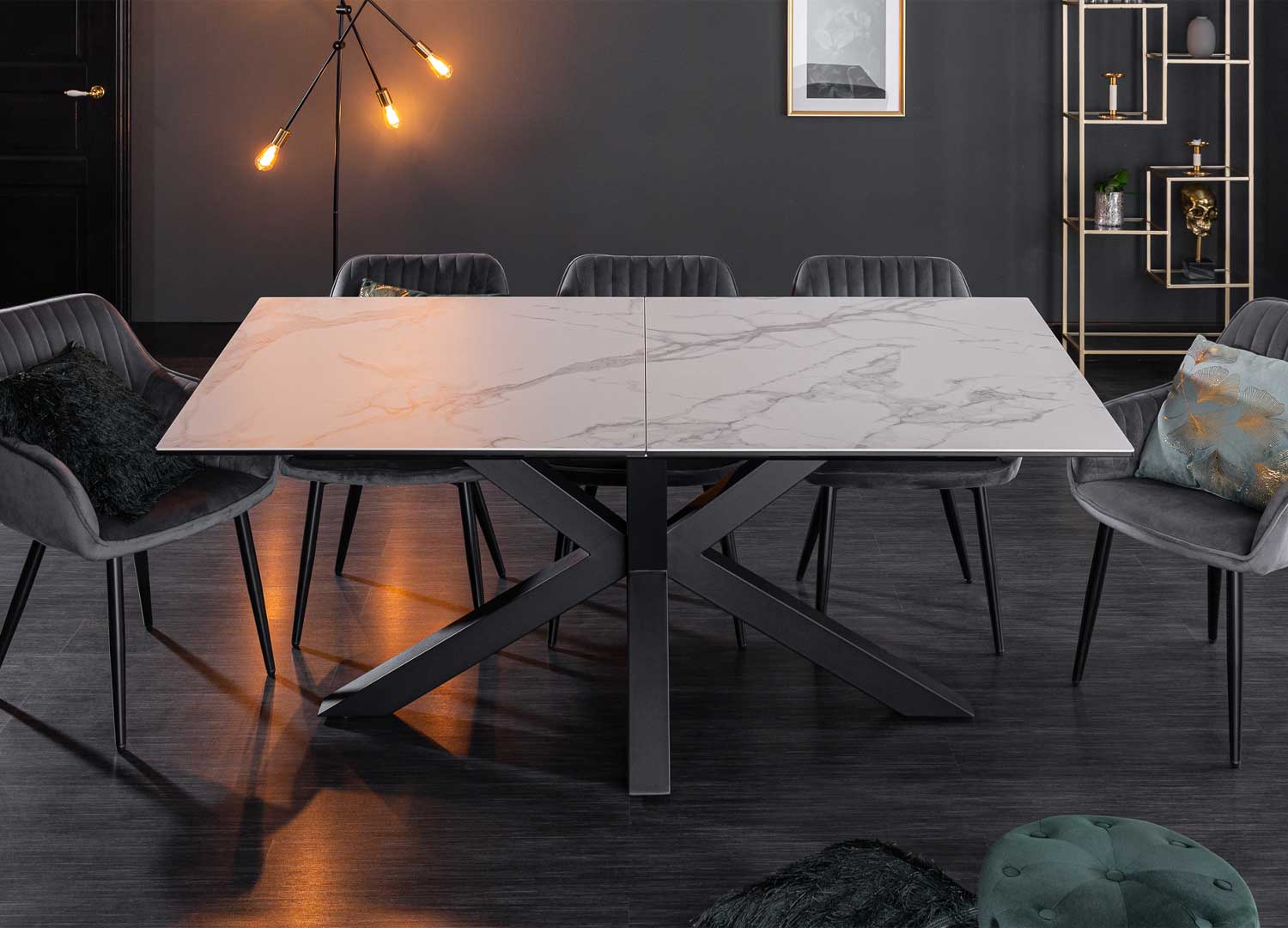 Table à manger avec plateau aspect marbre et pied central en métal
