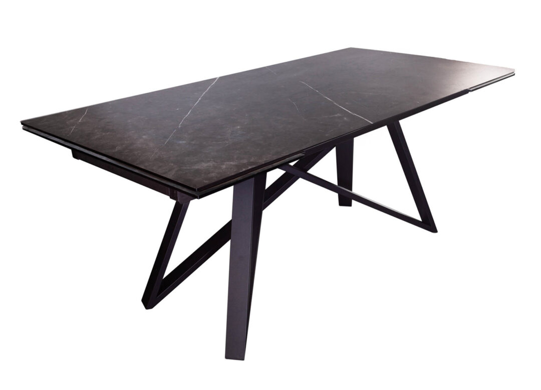 table salle à manger 260 cm en céramique et métal noir