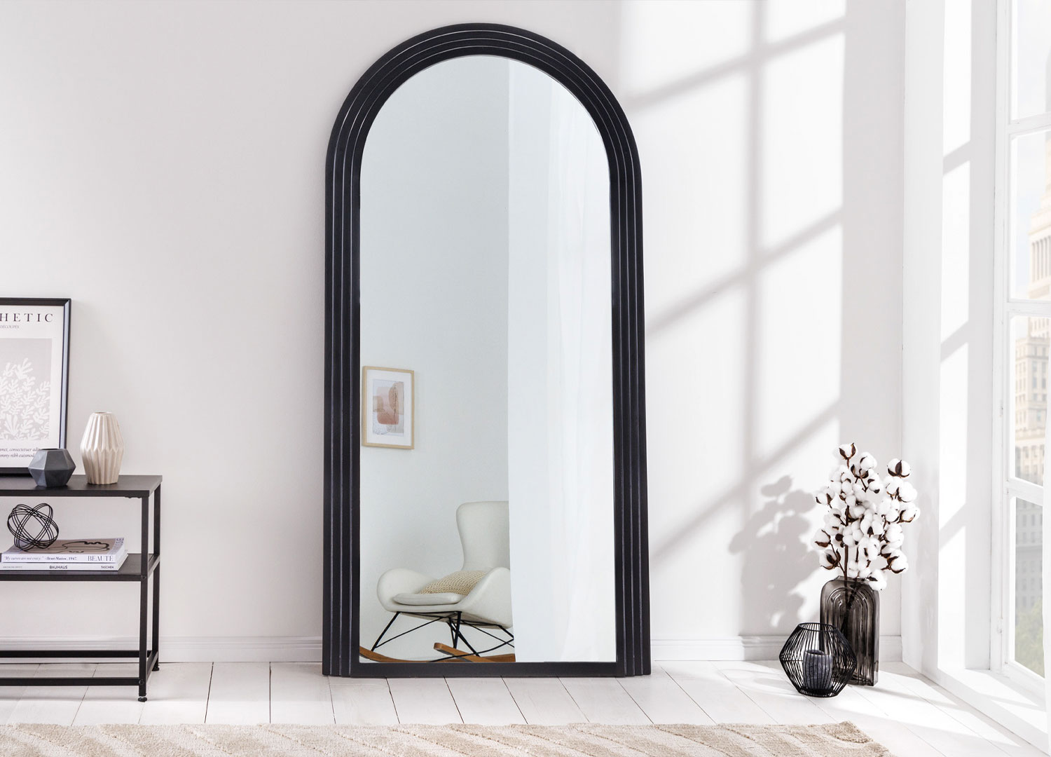 Miroir en forme d'arche couleur noir design